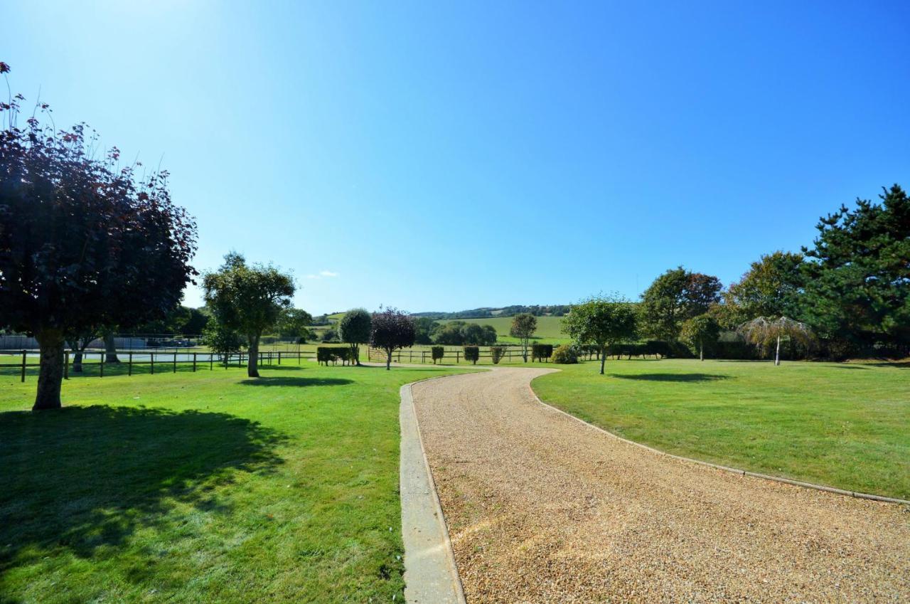 Rookley Farm Lodge Exterior photo